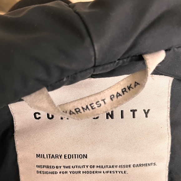 Aritzia Military Edition Duck Down Fishtail Parka in Black, women’s XS - Picture 5 of 11